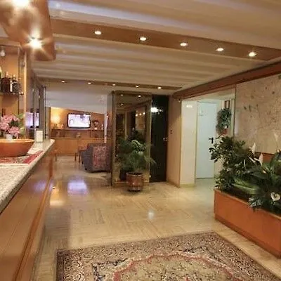 Hotel Citta Studi Milán 3*,